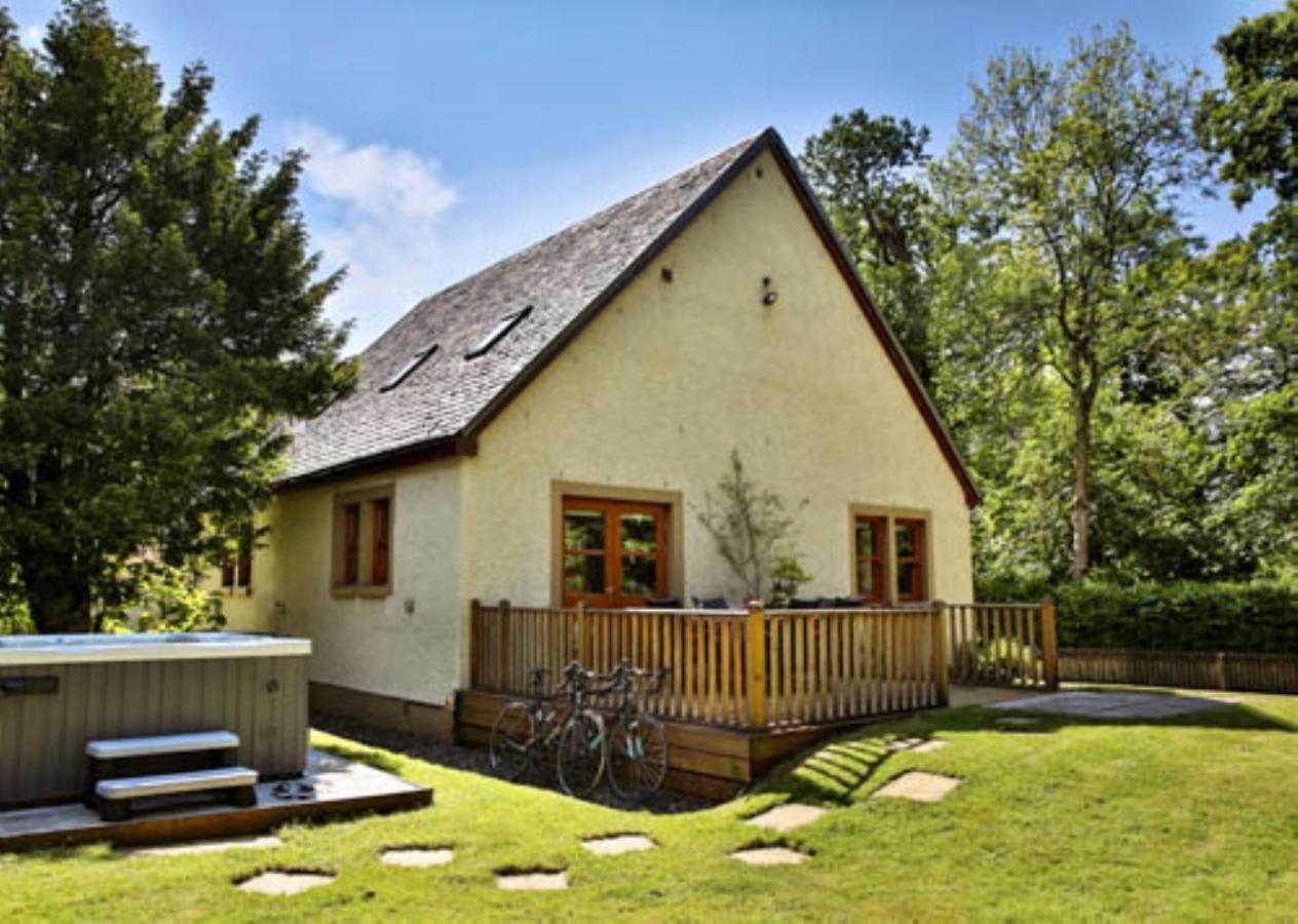 Bonnie Banks Cottage Balloch Exterior photo